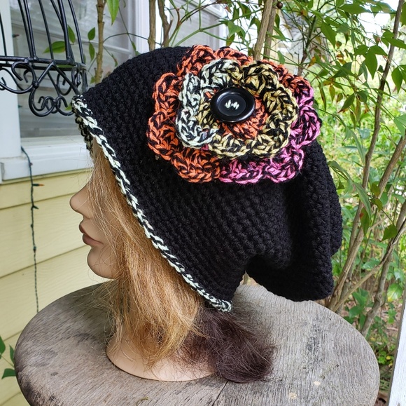 Accessories - Handmade slouchy beanie